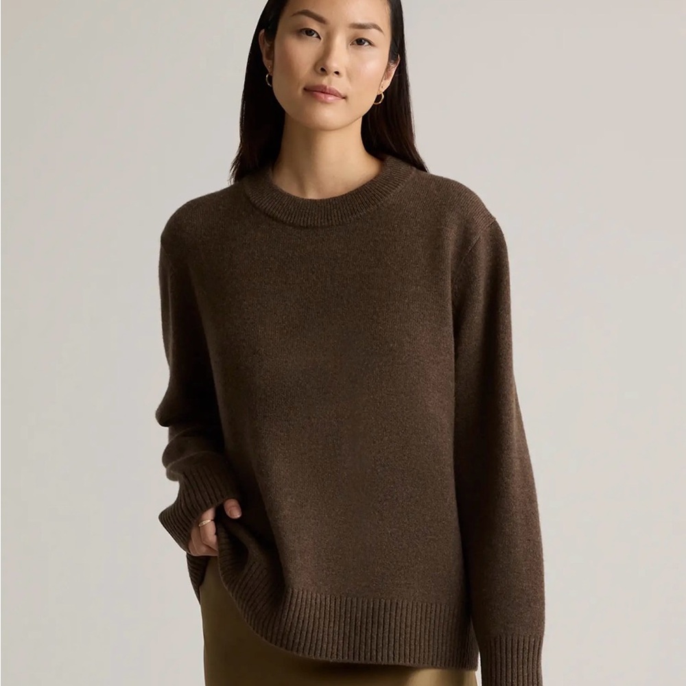 NWT Quince Mongolian Cashmere Oversized Crew Neck Sweater Size Small in Brown